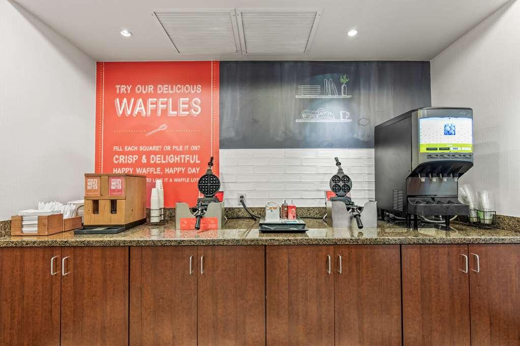 Hampton Inn Denver Northeast-Brighton Restaurante foto